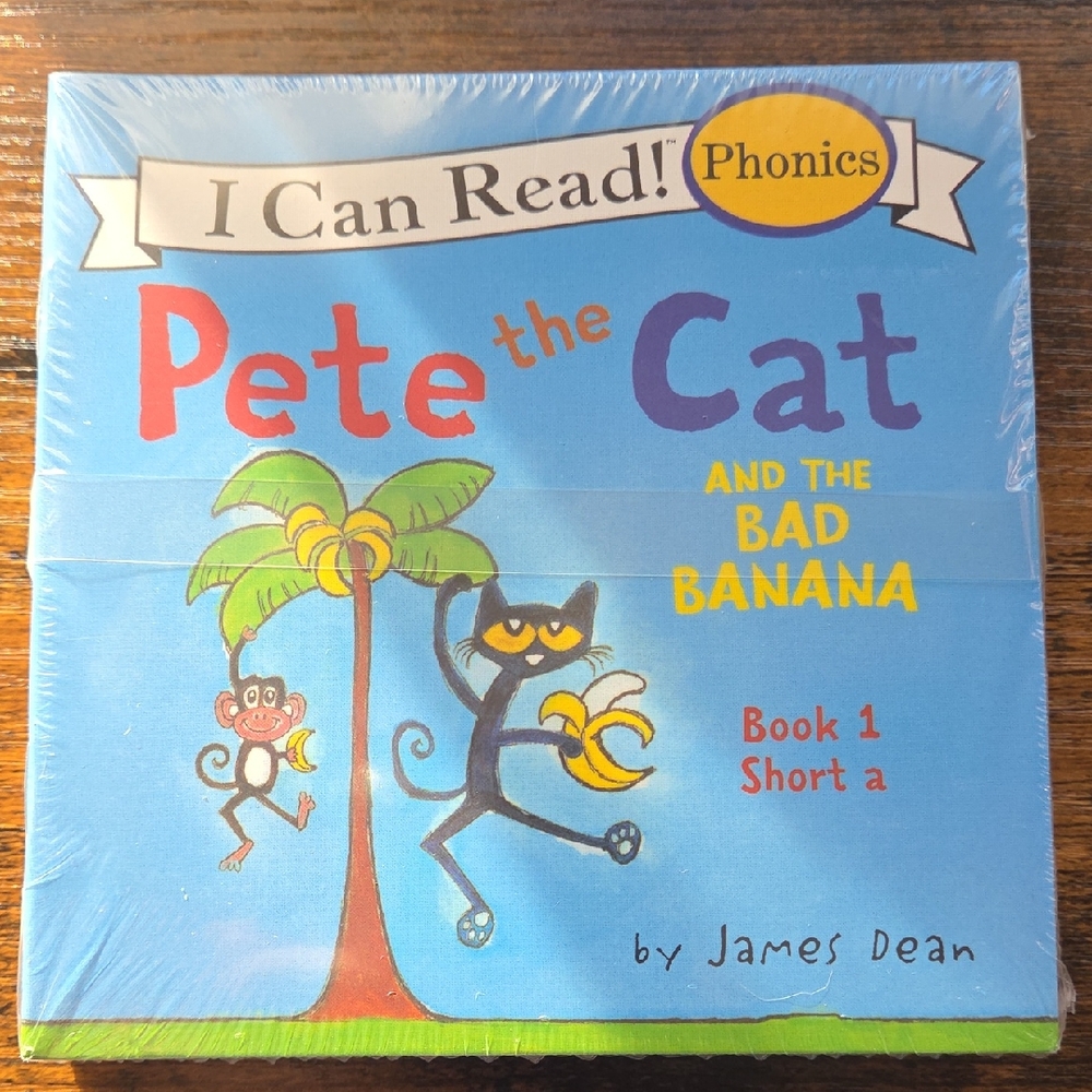 Pete the Cat Phonics Book - Blue Cover